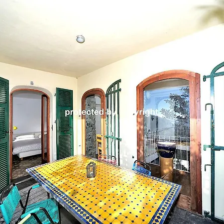 Unique Seaview Retreat Βίλα